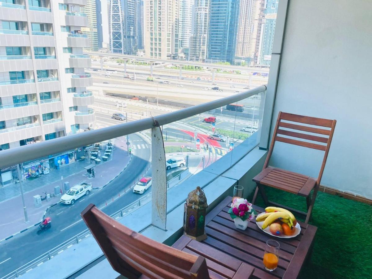 Diamond Crown - Studio Holiday Apartment In Dubai Marina Buitenkant foto